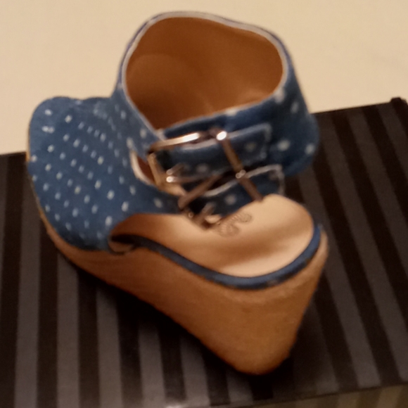 Like NEW,Victoria Secret,Blue Denim with White Polka Dots,Wedge Heel,Booties💙🦋 - Picture 7 of 13